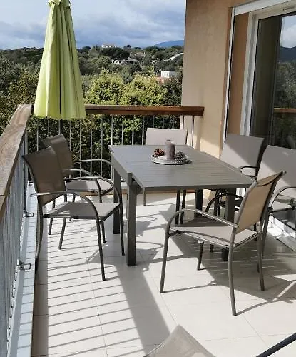 Les Terrasses De Vignola Apartment