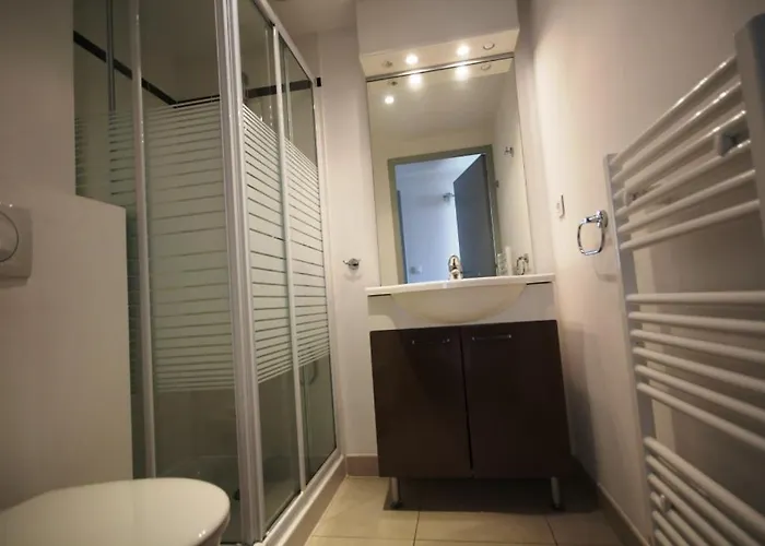 Les Terrasses De Vignola דירה